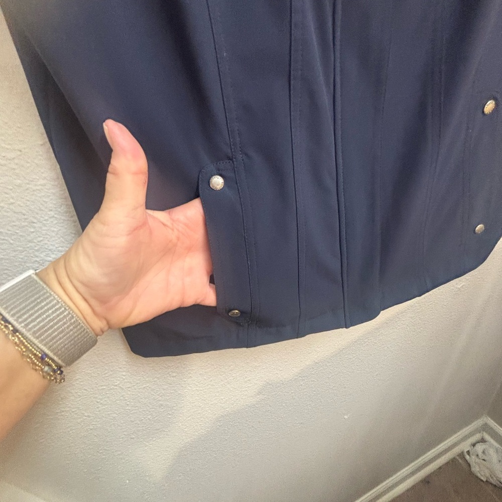 Chico's Zenergy Navy Vest - Picture 3 of 8